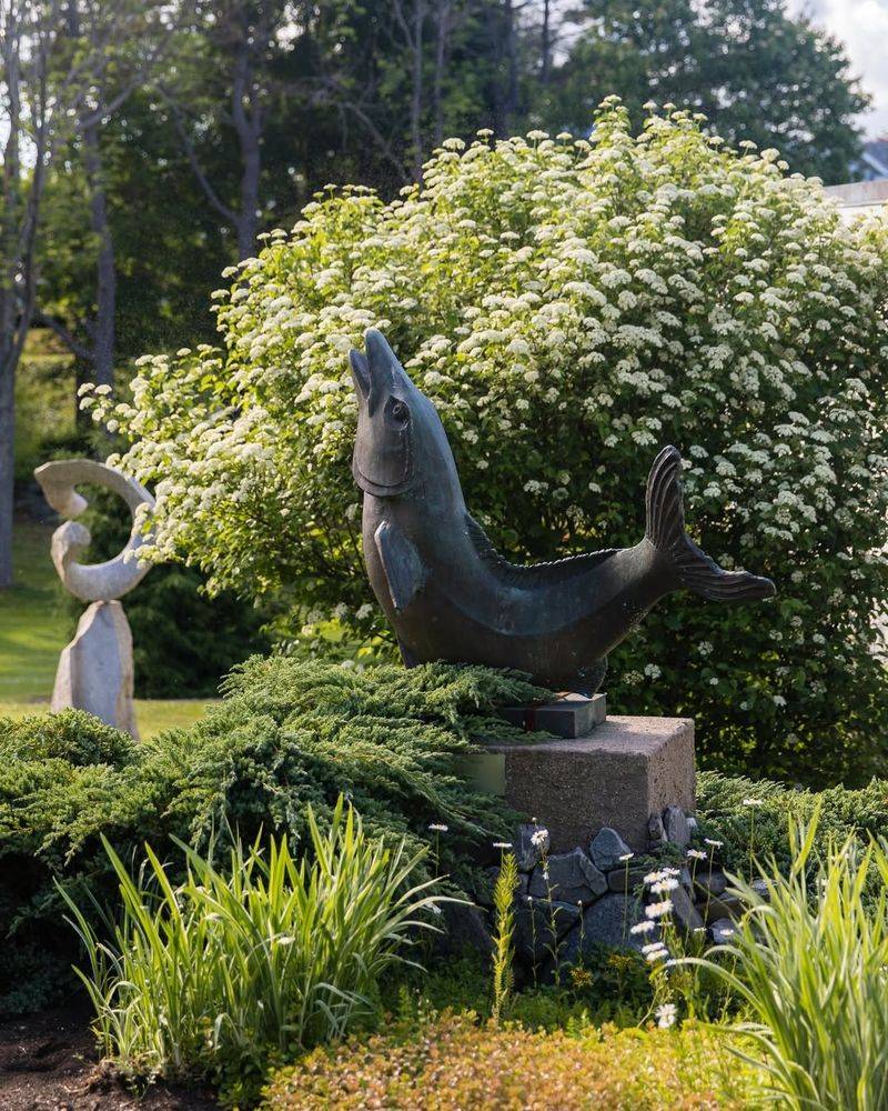 Artistic Garden Sculptures