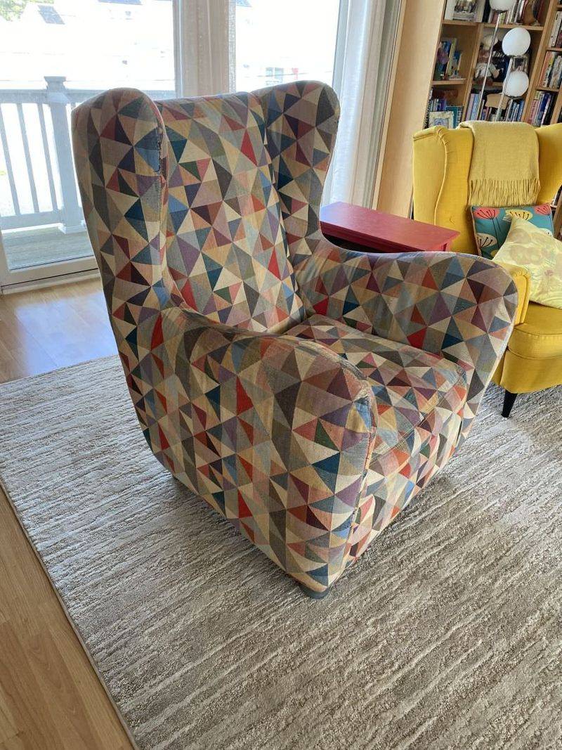 Don’t Overdo It With Patterns Or Colors