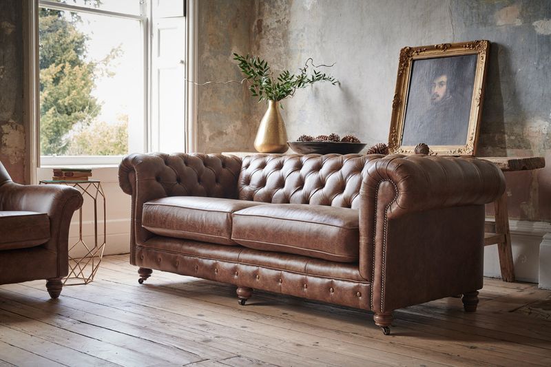 Chesterfield Sofa: The Distinguished Centerpiece