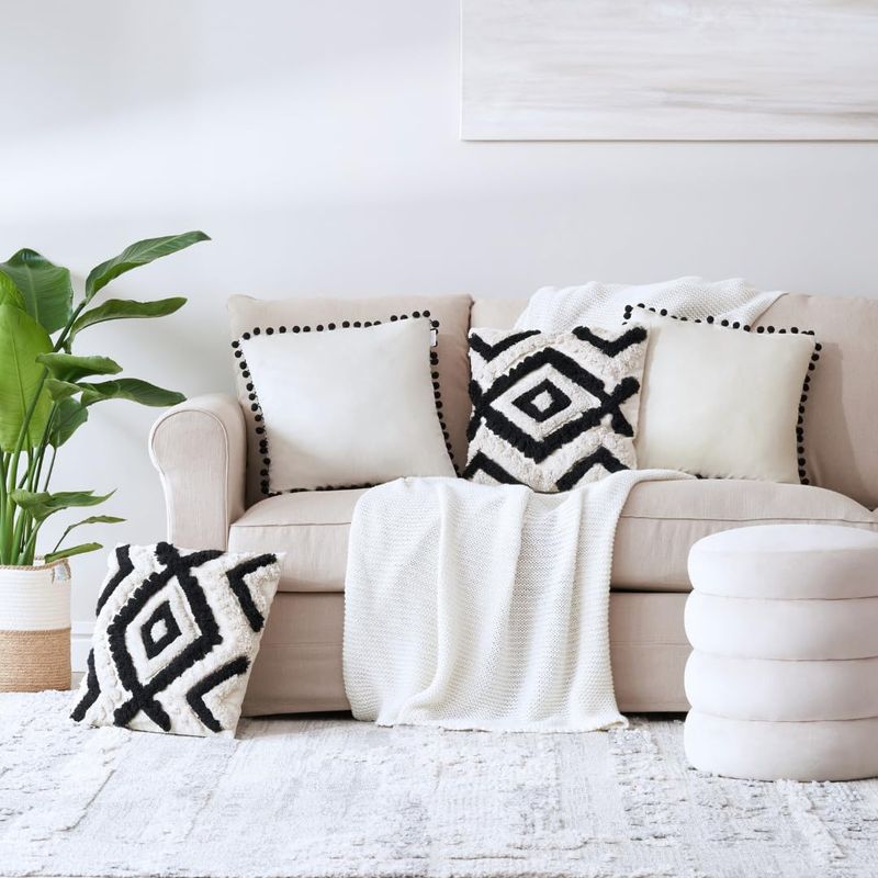 Decorative Throw Pillows