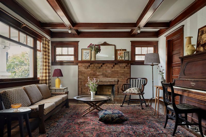 Add Vintage Elements with Stories