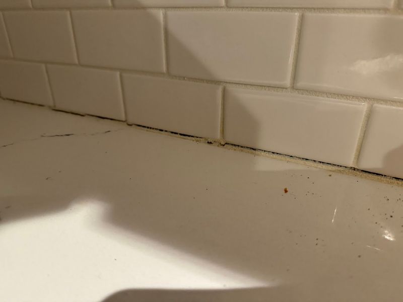 Cracked or Dirty Backsplash