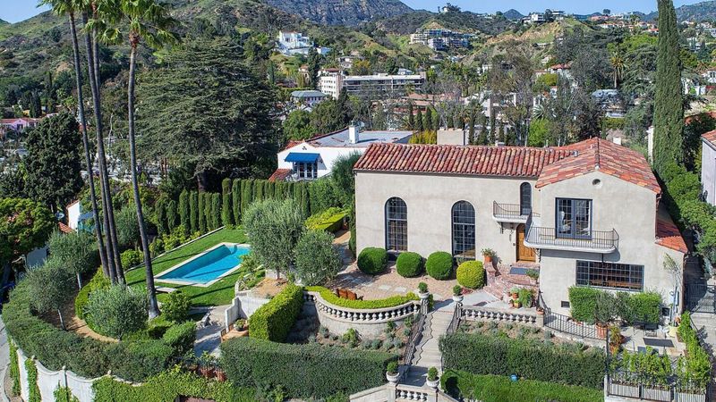 Ellen Pompeo's Los Feliz Villa