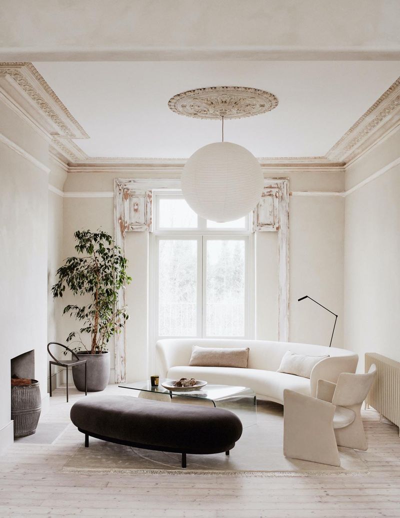 Victorian Details With Neutral Palettes