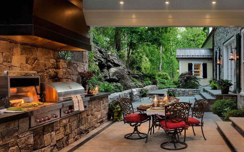 Outdoor Kitchen Foundation