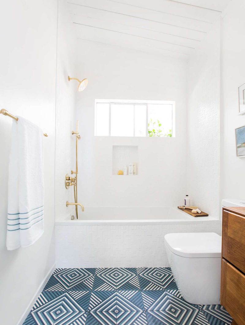 Oversized Tubs in Tiny Spaces