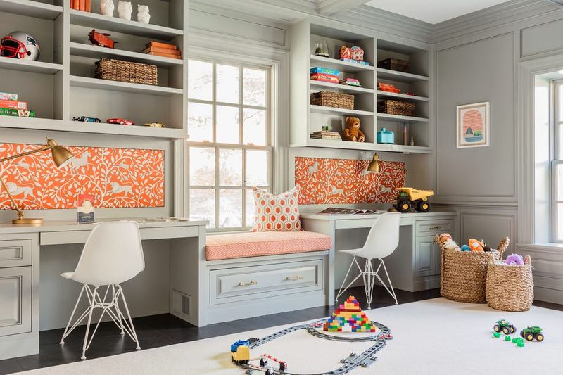 Go Lighter: In Multi-Functional Spaces