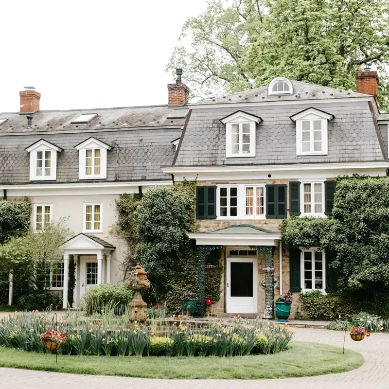 Inn at Barley Sheaf Farm – Holicong, PA