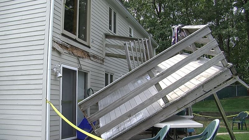 Unstable Decks