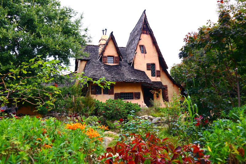 Cape Cod's Storybook Cottage