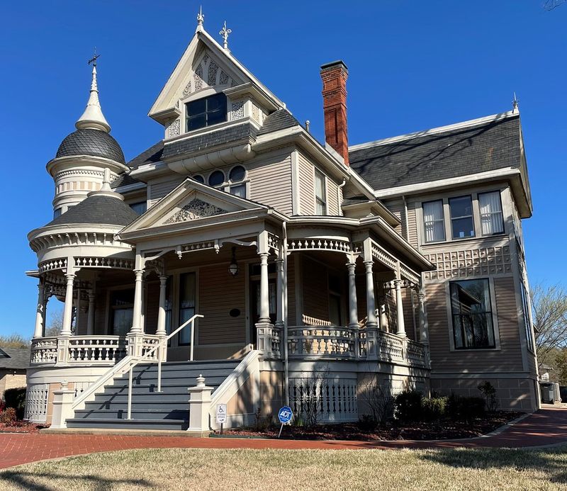 Pillow-Thompson House – Helena