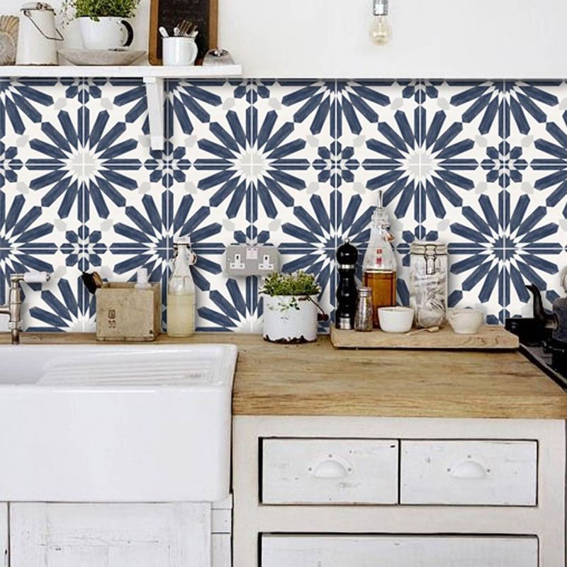 Fashion A Kitchen Backsplash