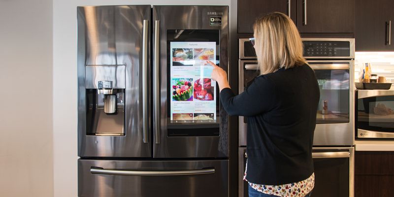 Smart Fridges with Screens
