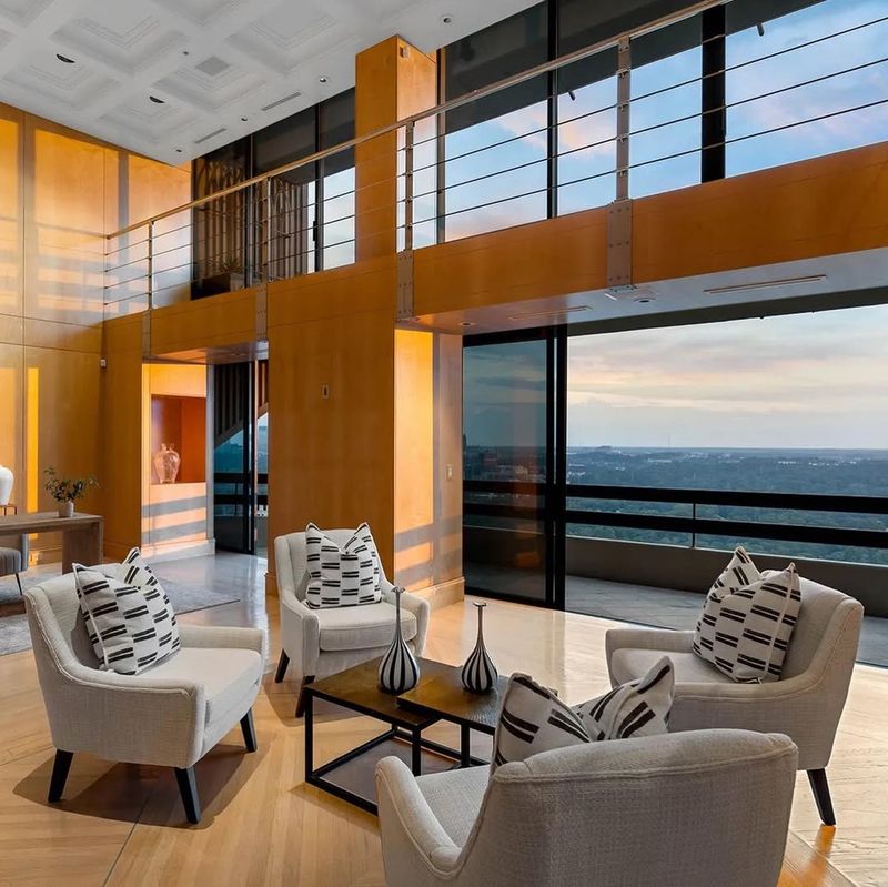 Elton John's Atlanta Penthouse