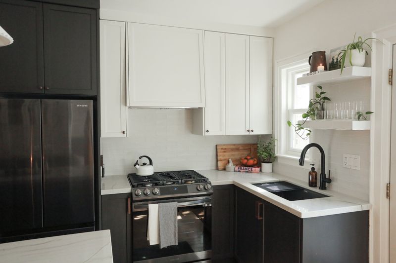 Cramped, Dysfunctional Kitchens