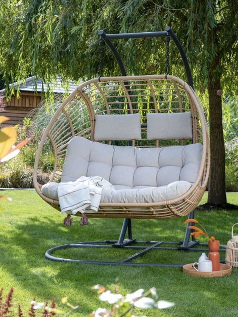 Swinging Chair Bliss
