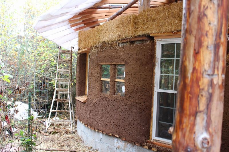 Straw Bale And Salvaged Wood Home, Oregon