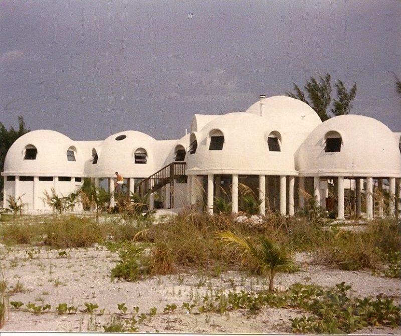Junkyard Dome Home, Florida