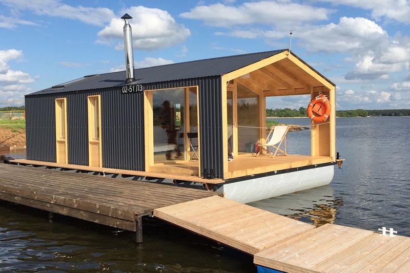 Floating Modular Home Design