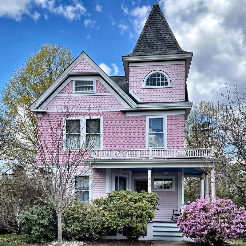 Victorian Elegance