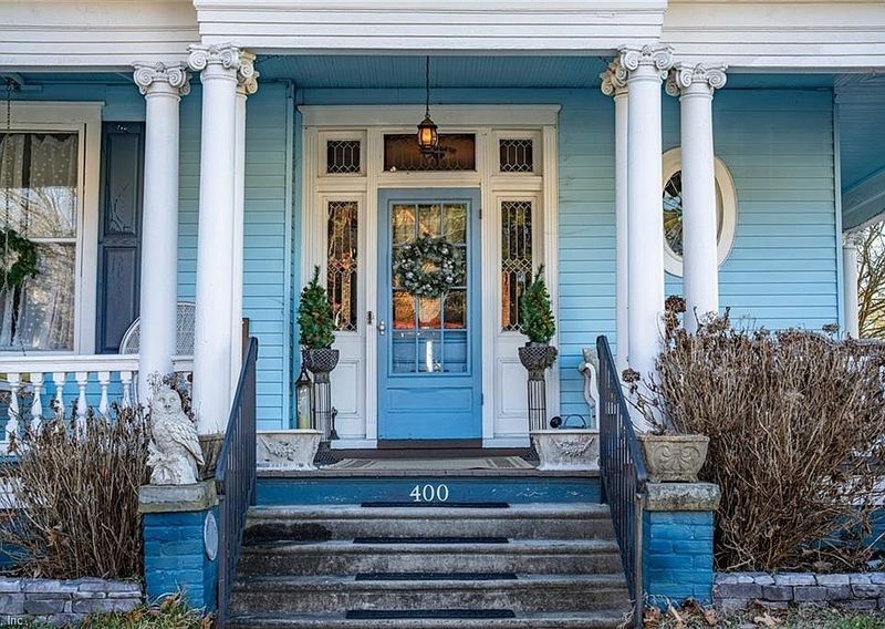 Inviting Entrance