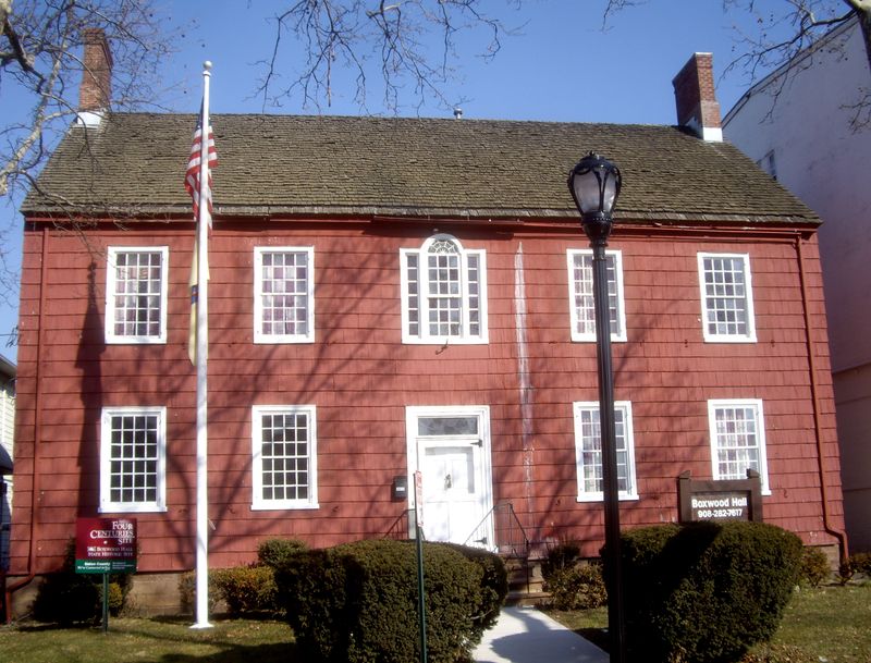 Boxwood Hall – Elizabeth