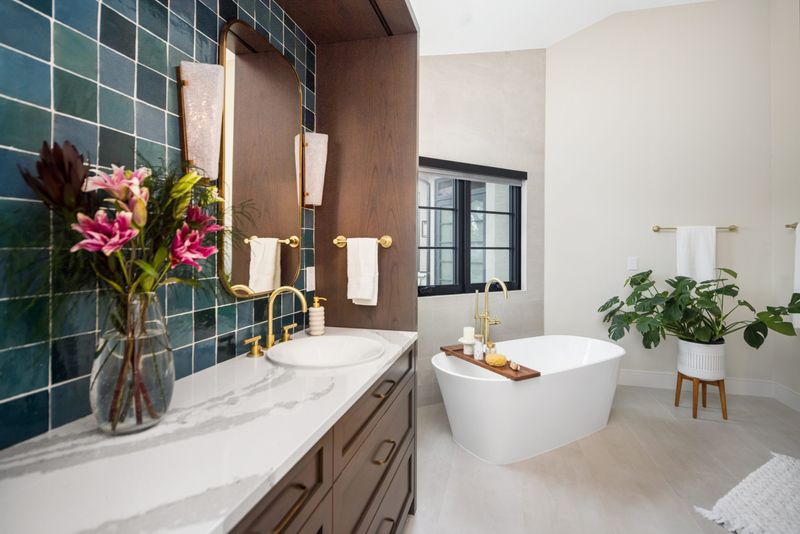 Bathrooms That Invite Relaxation