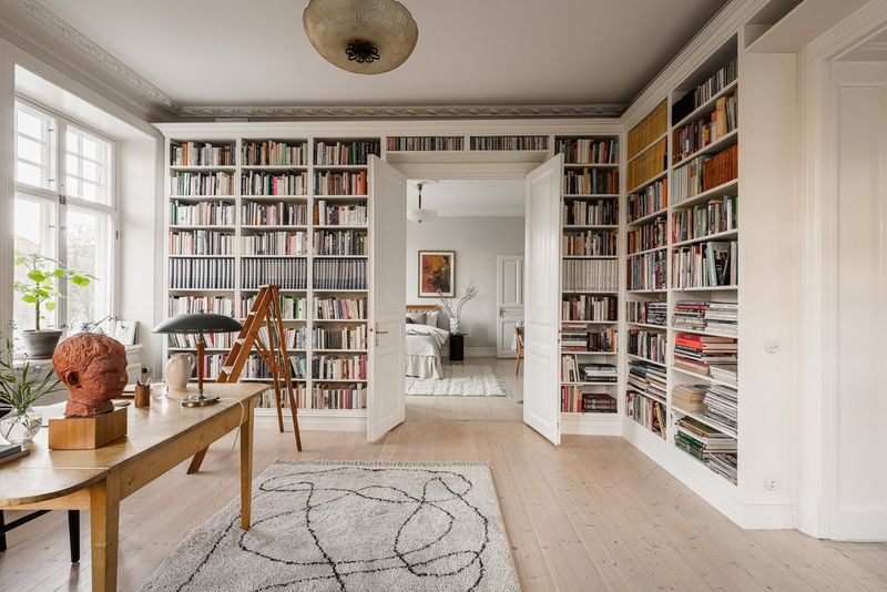 Built-in Bookshelves