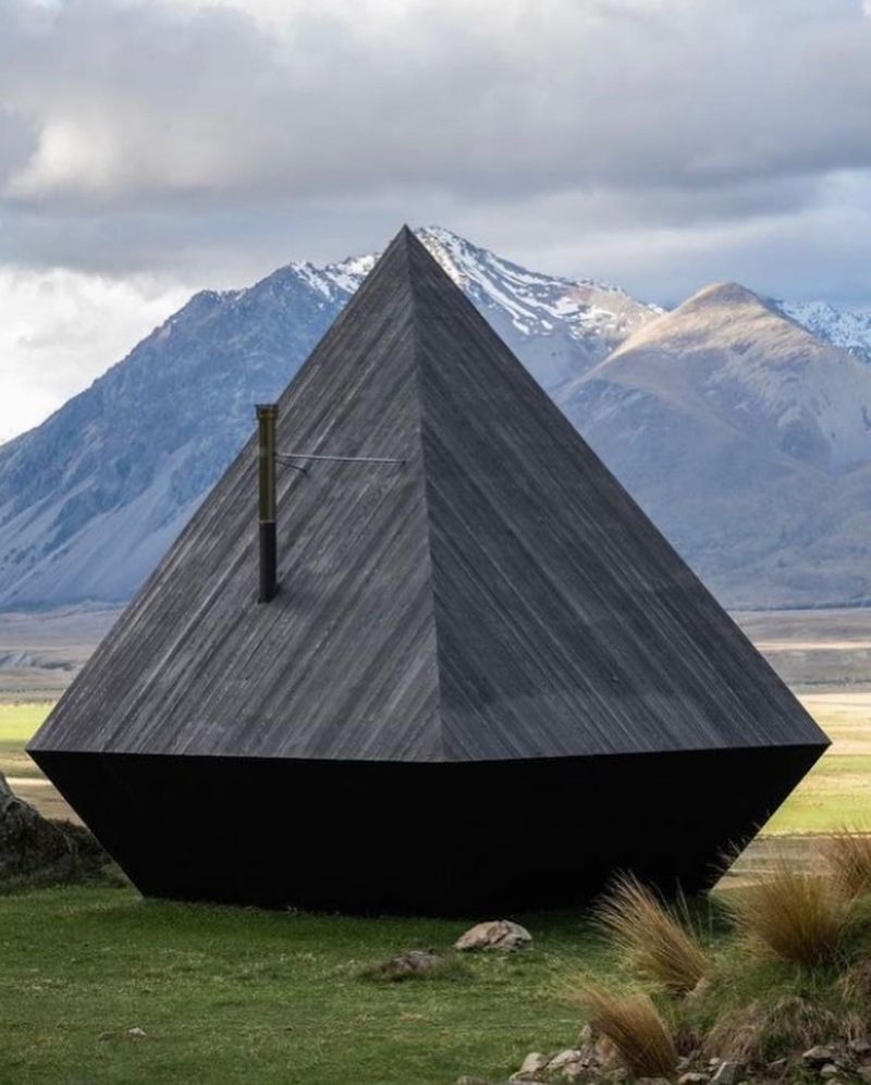 Black Diamond House, Australia