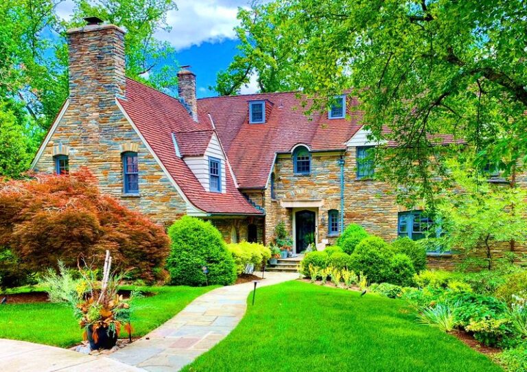 25 Secluded Mansions In Washington State For The Ultimate Private Retreat