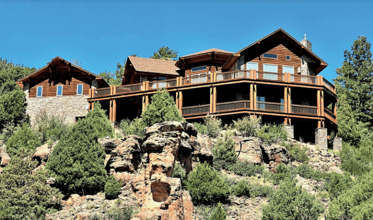 25 Secluded Mansions In Colorado Make The Most Of Wide Open Spaces