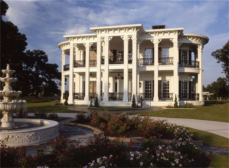 The Nottoway Plantation – Houston