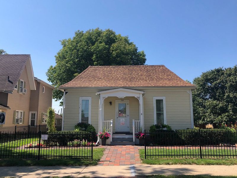The Mamie Doud Eisenhower Birthplace, Boone