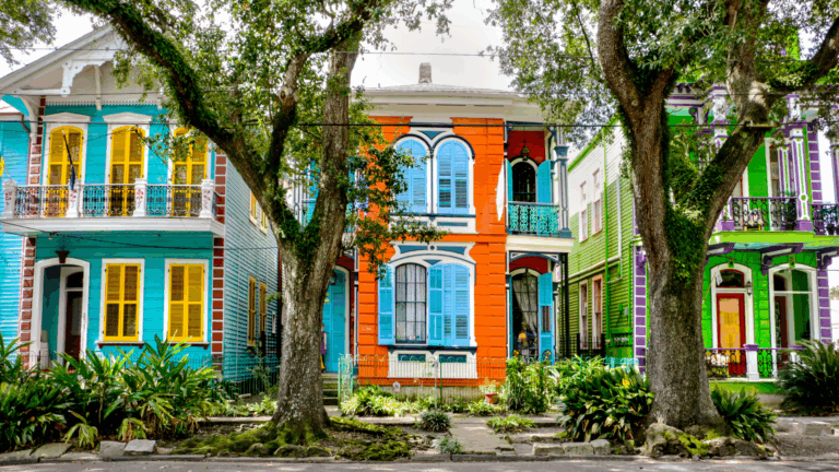 17 Louisiana Homes That Look Like They Were Built For A Storybook