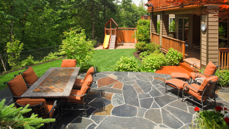 25 Backyard Micro-Oasis Ideas For Small Outdoor Spaces