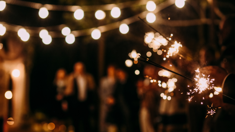 40 Party Porch Ideas That Are Ready For All Your Summer Get-Togethers
