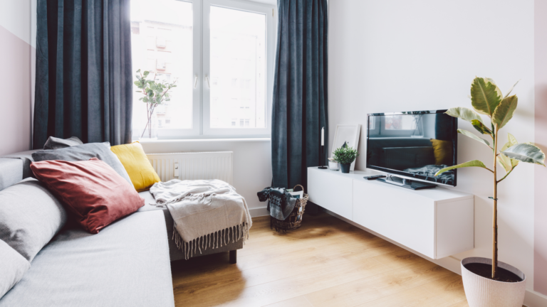 17 Shocking Ways Homes Have Shrunk Over The Last Decade