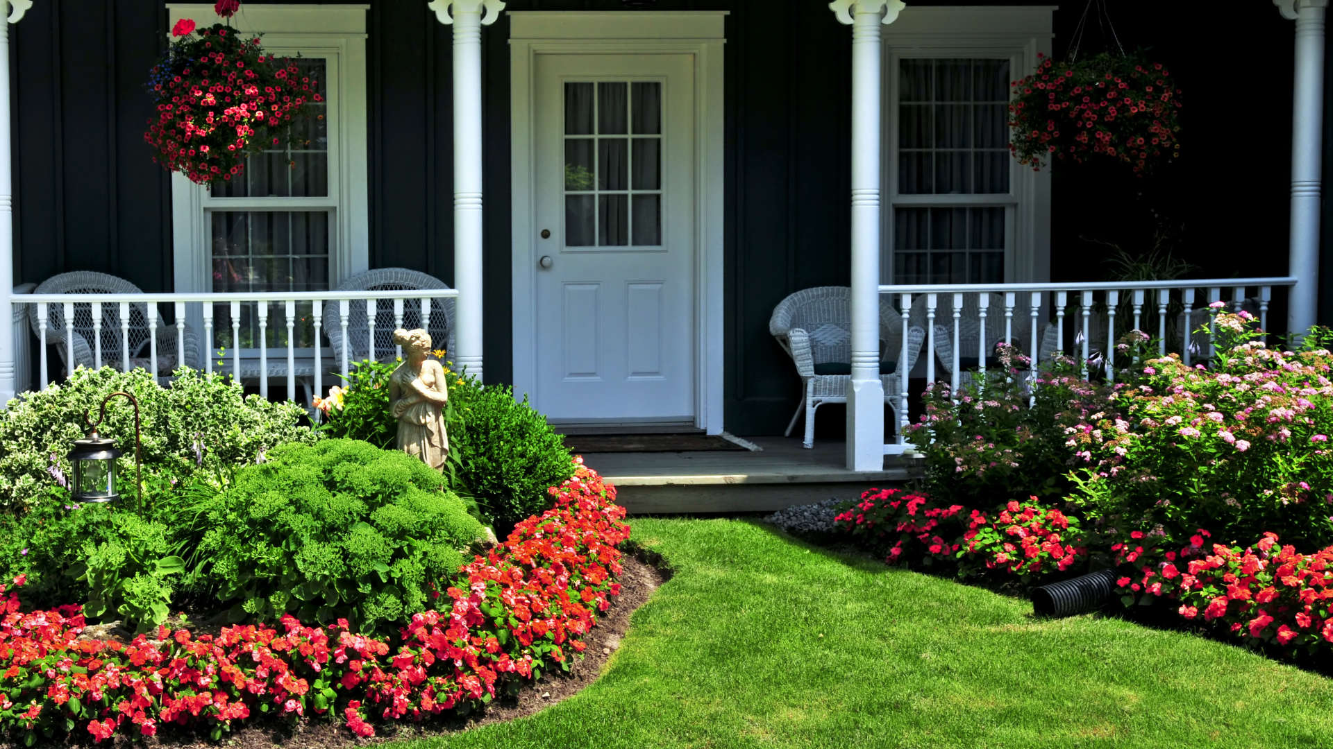 18 Sustainable Front Yard Landscaping Ideas With Rocks And Mulch