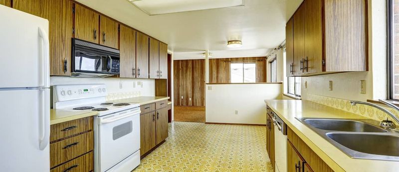 Dated Kitchens 