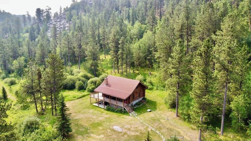 Thistlewood Cottage – Custer County, SD