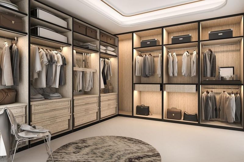 Walk-In Closets