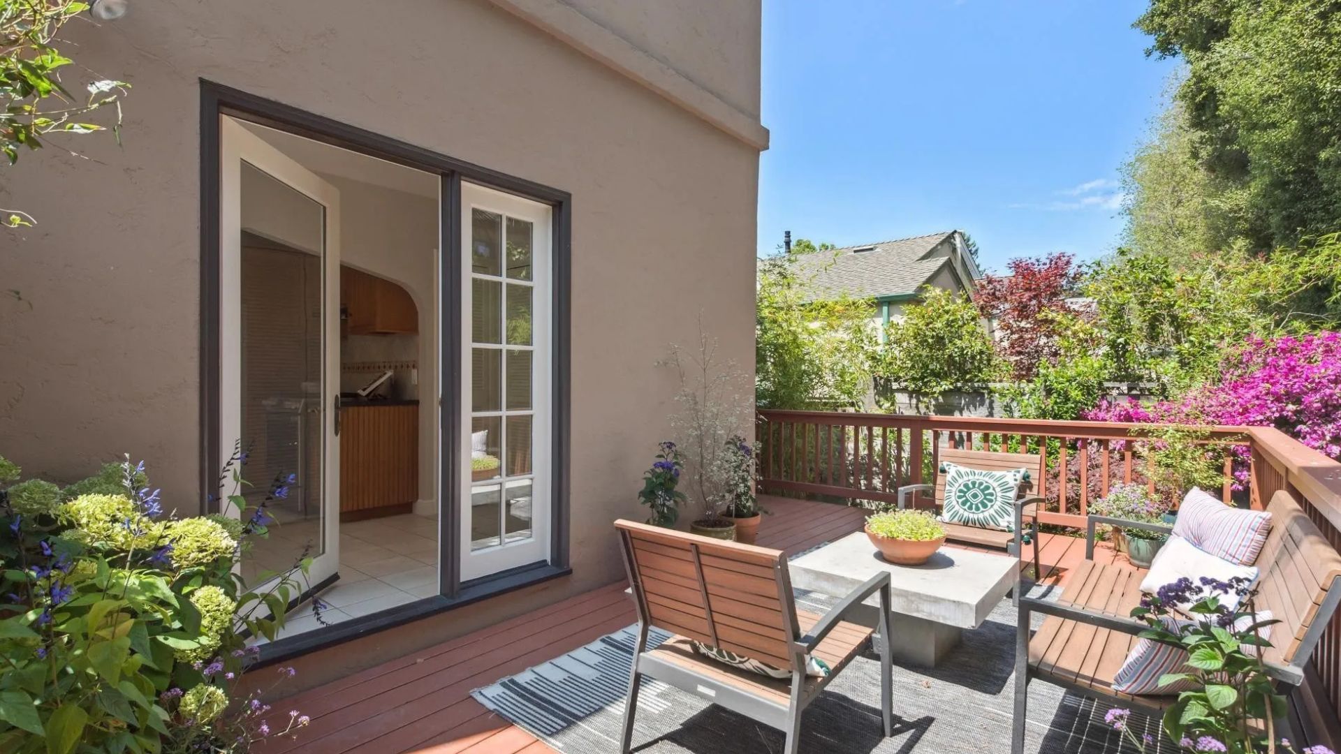 french doors that lead out on the patio