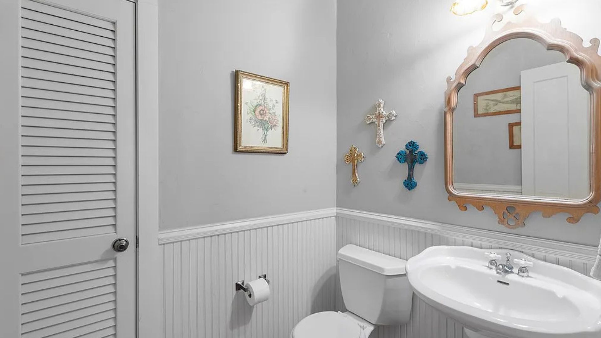 vintage bathroom in the house