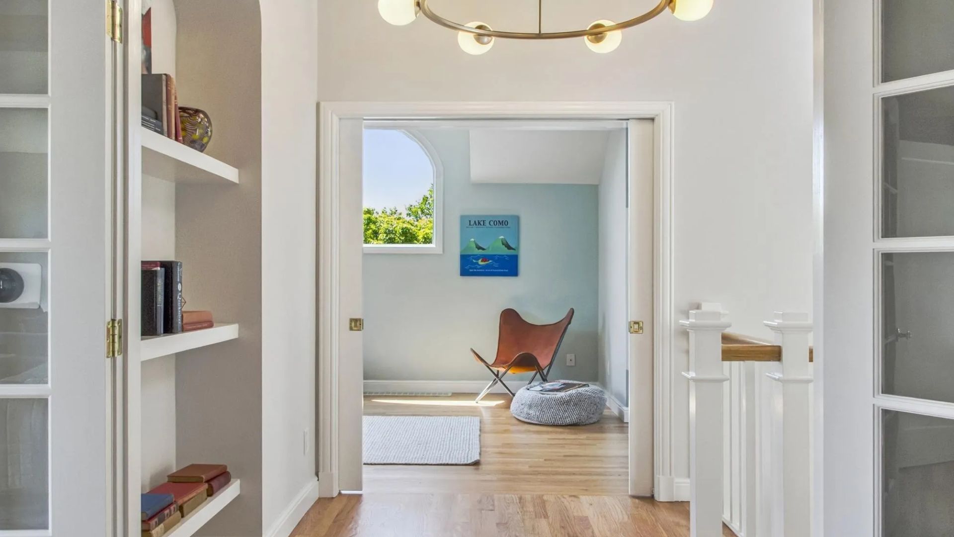 hallway between two bedrooms