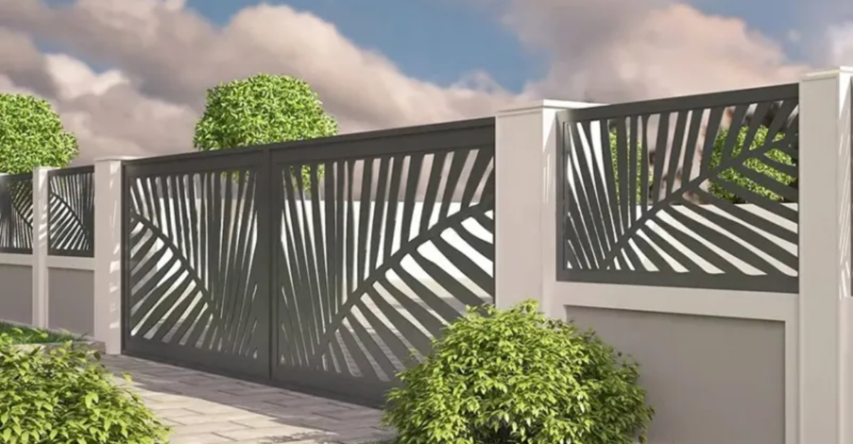 15 Different Aluminum Fence Options That Will Add Style & Privacy To Your Yard