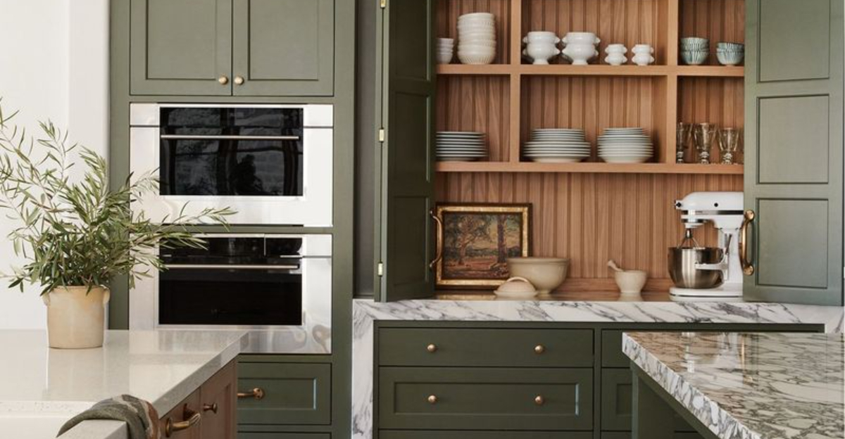15 Kitchen Colors Designers Say You Should Try In 2025 (Plus 5 Green Shade Options)