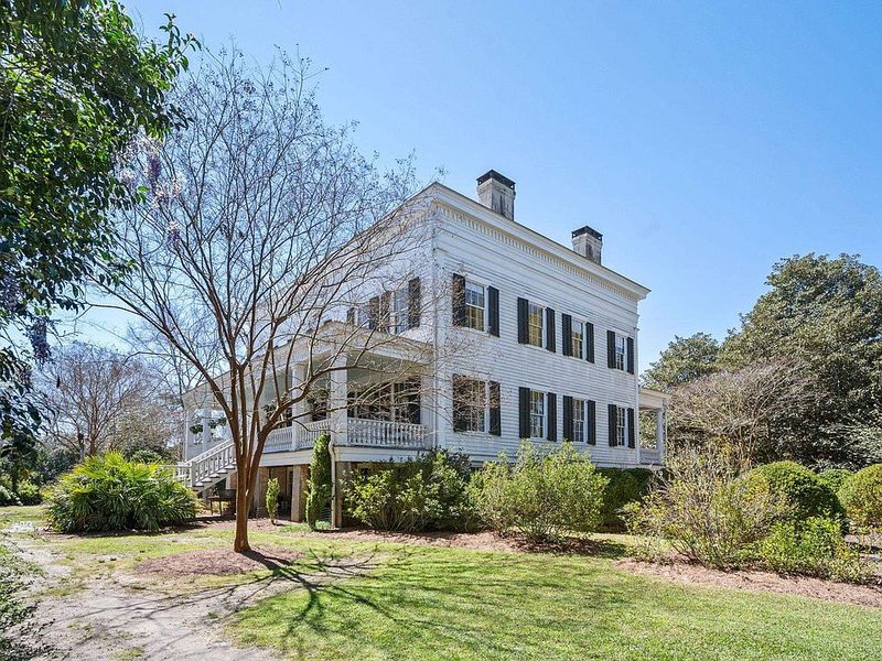 A Grand Greek Revival Greeting