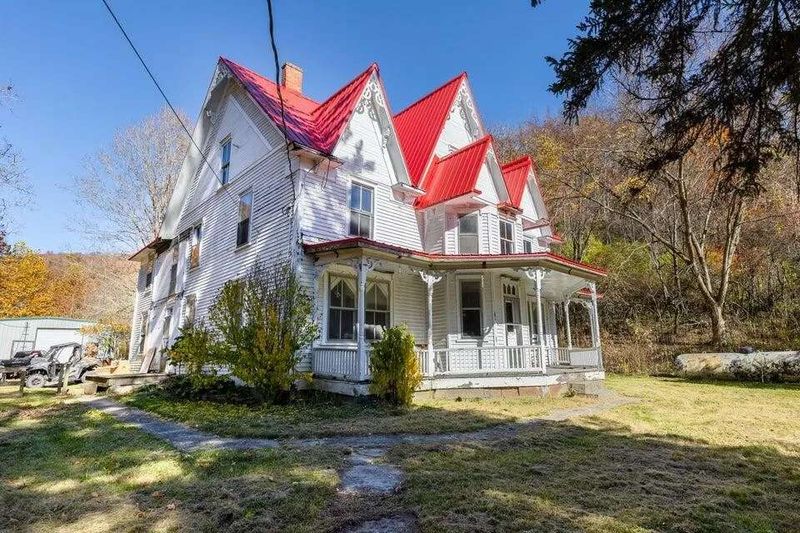 The Majestic 1892 Renicks Estate