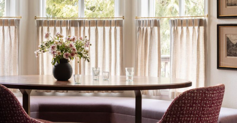 16 Reasons Designers Say To Hang Café Curtains Everywhere Because They’re Not Just For Kitchens
