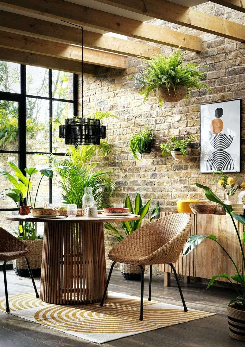 Natural Textures Add Warmth